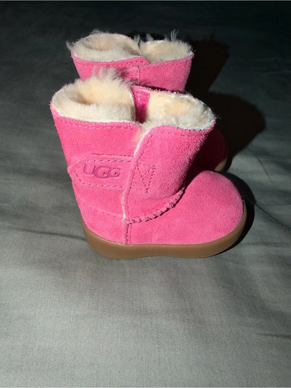 UGG Kids Bright Pink Suede Shearling-Lined Boot
